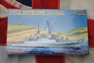 Cyber Hobby 7122 HMS ANTELOPE type 21 Frigate